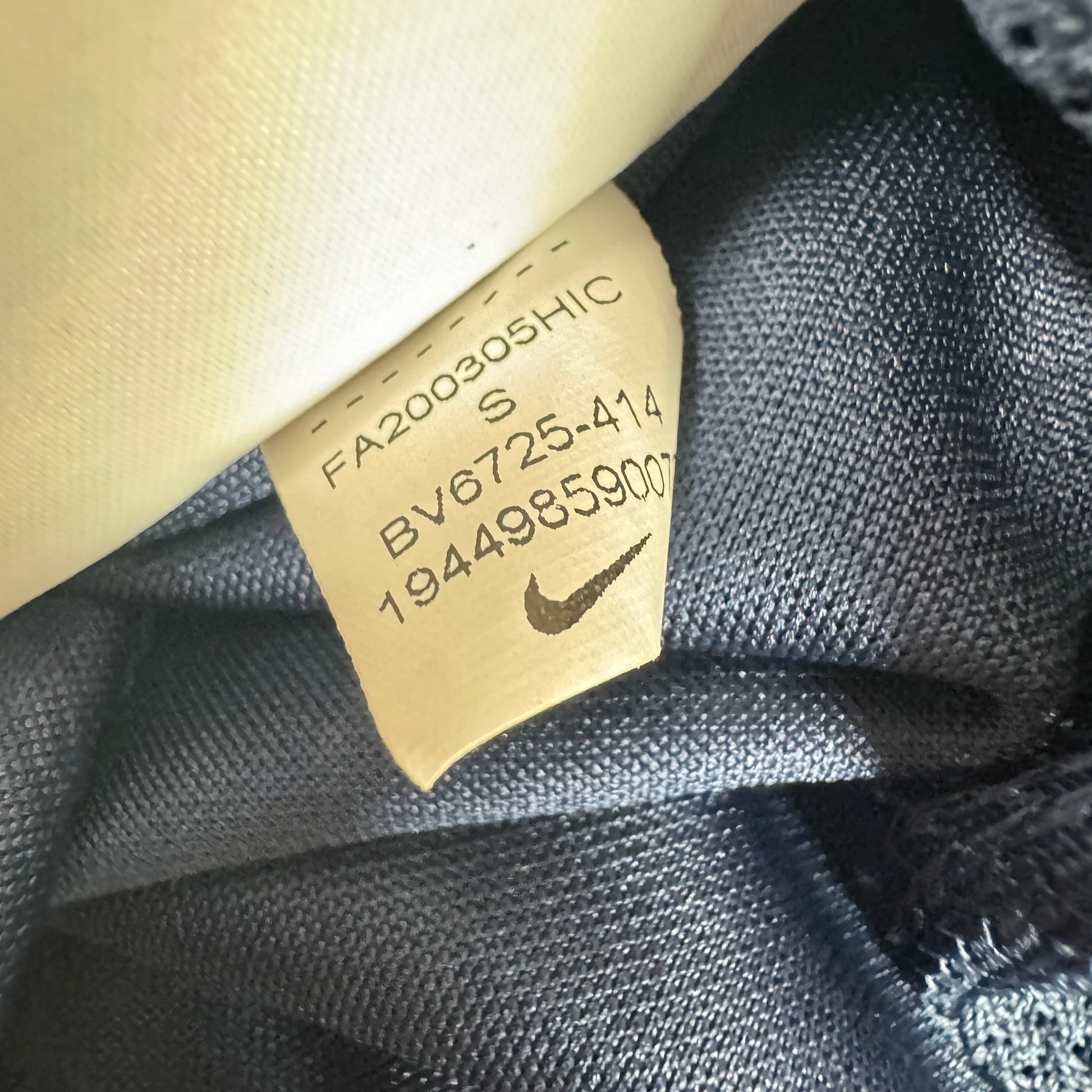 Sunderland 2020/2021 Away Football Shirt Small – Football Shirt Kingdom