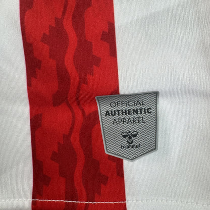 Sunderland 2024/2025 home football shirt, size Medium