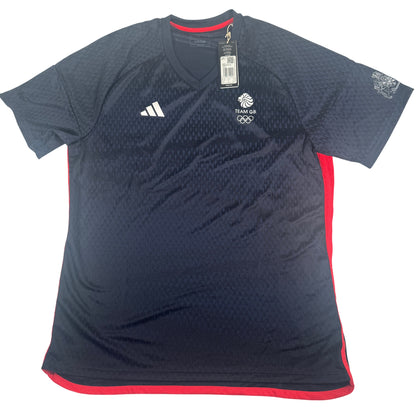 Front of Team GB 2024/2025 home football shirt, size XL