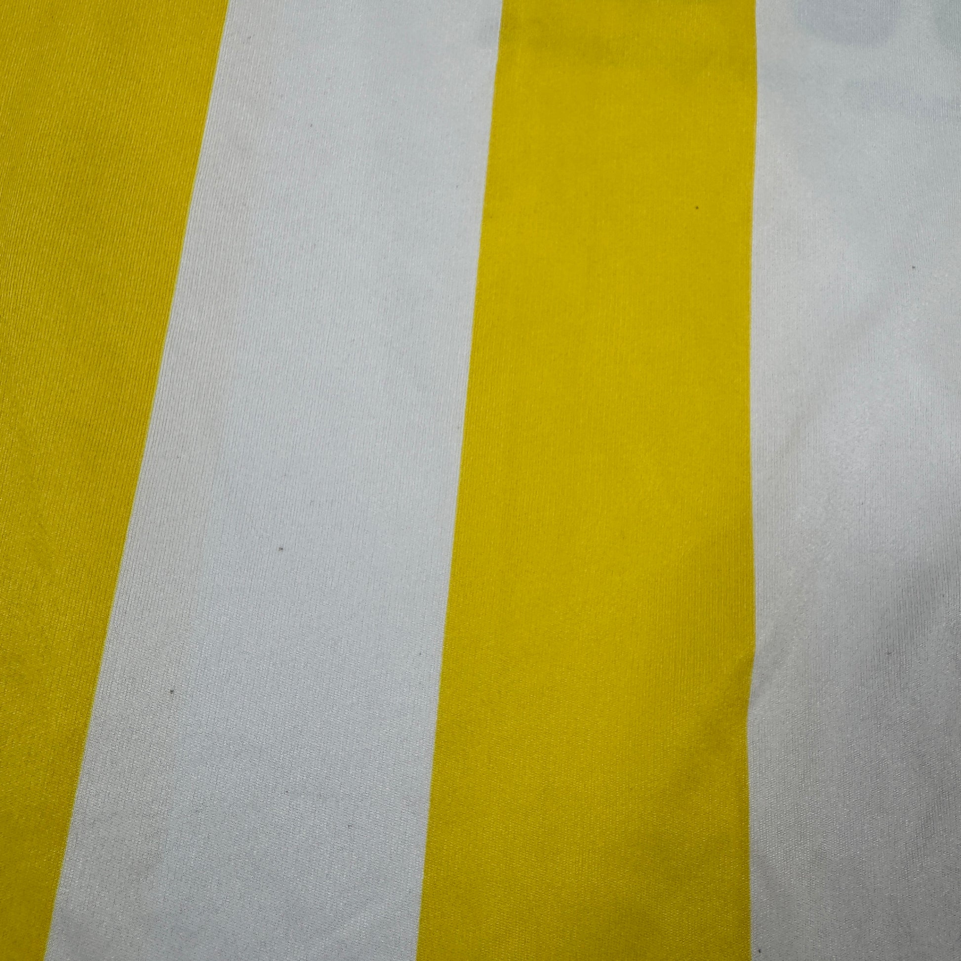 Torquay United 2013/2014 Home Football Shirt Large – Football Shirt Kingdom