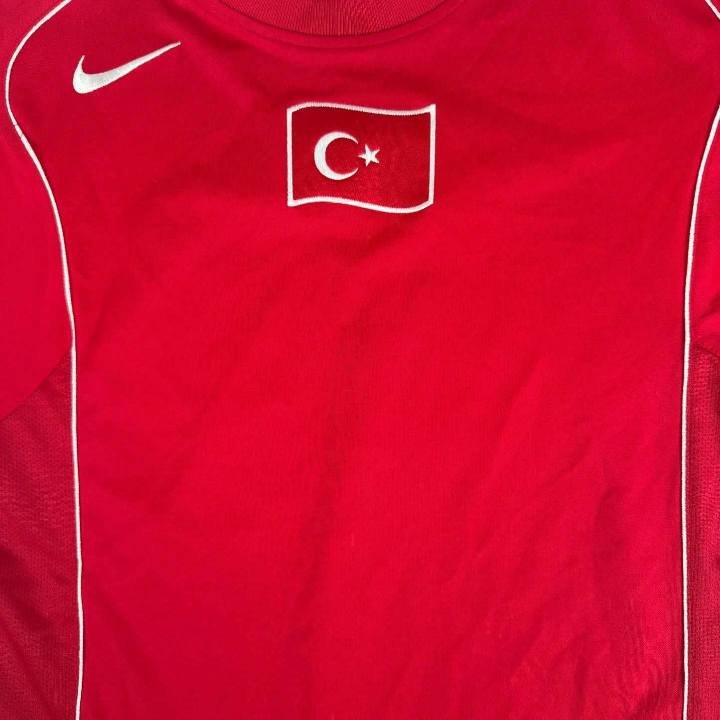 Turkey 2004/2005/2006 Home Football Shirt Medium – Football Shirt Kingdom