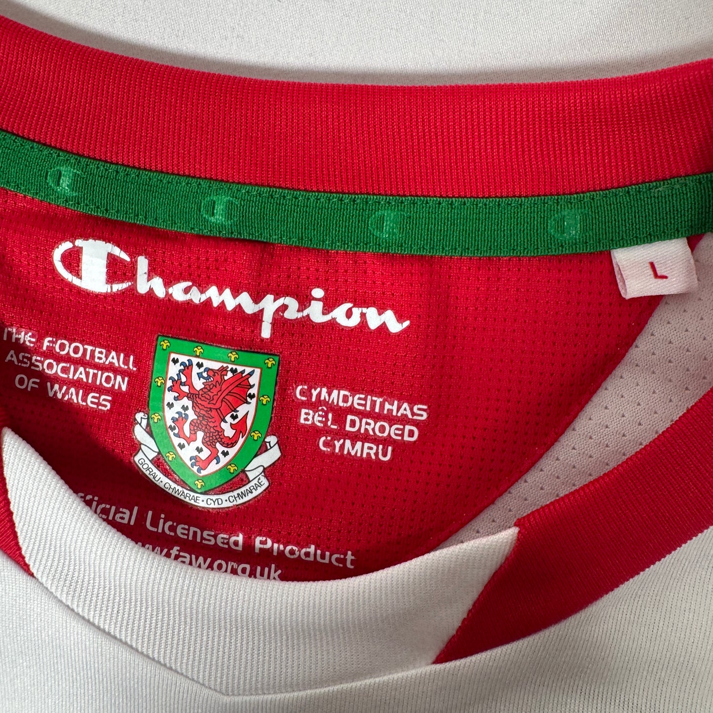 Wales 2008/2009/2010 Away Long Sleeve Football Shirt Large – Football Shirt Kingdom