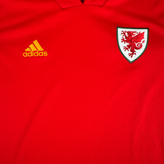 Wales 2020/2021/2022 Home Football Shirt Medium – Football Shirt Kingdom