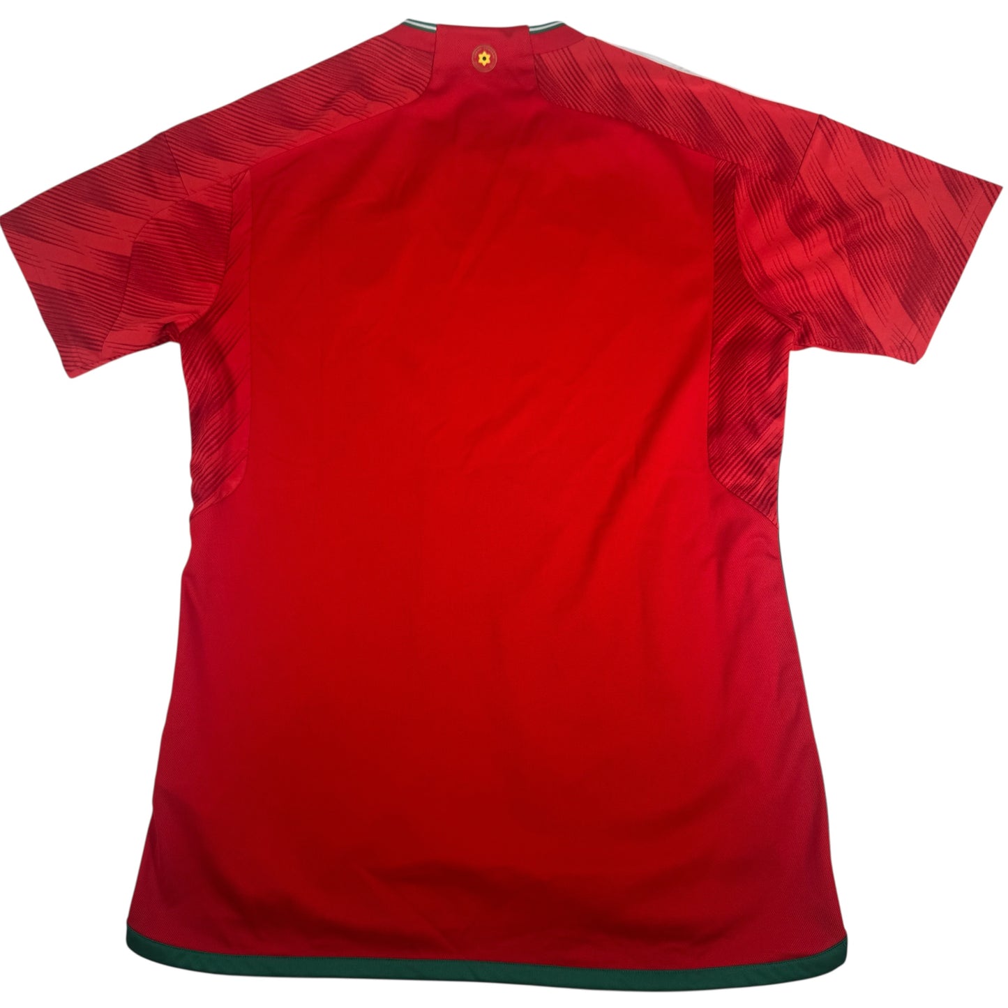 Wales 2022/2023/2024 Home Football Shirt Large – Football Shirt Kingdom