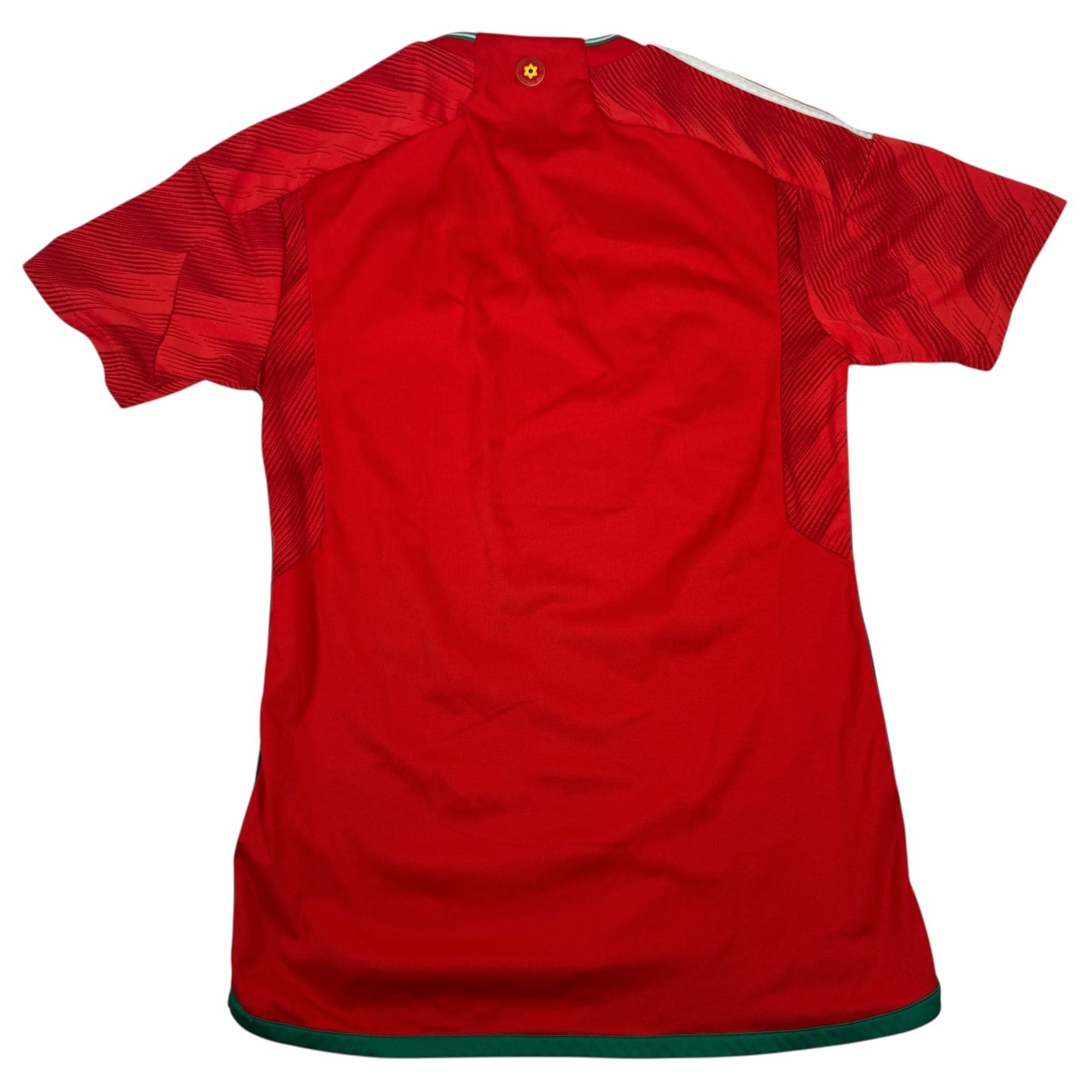 Wales 2022/2023/2024 Home Football Shirt Medium – Football Shirt Kingdom