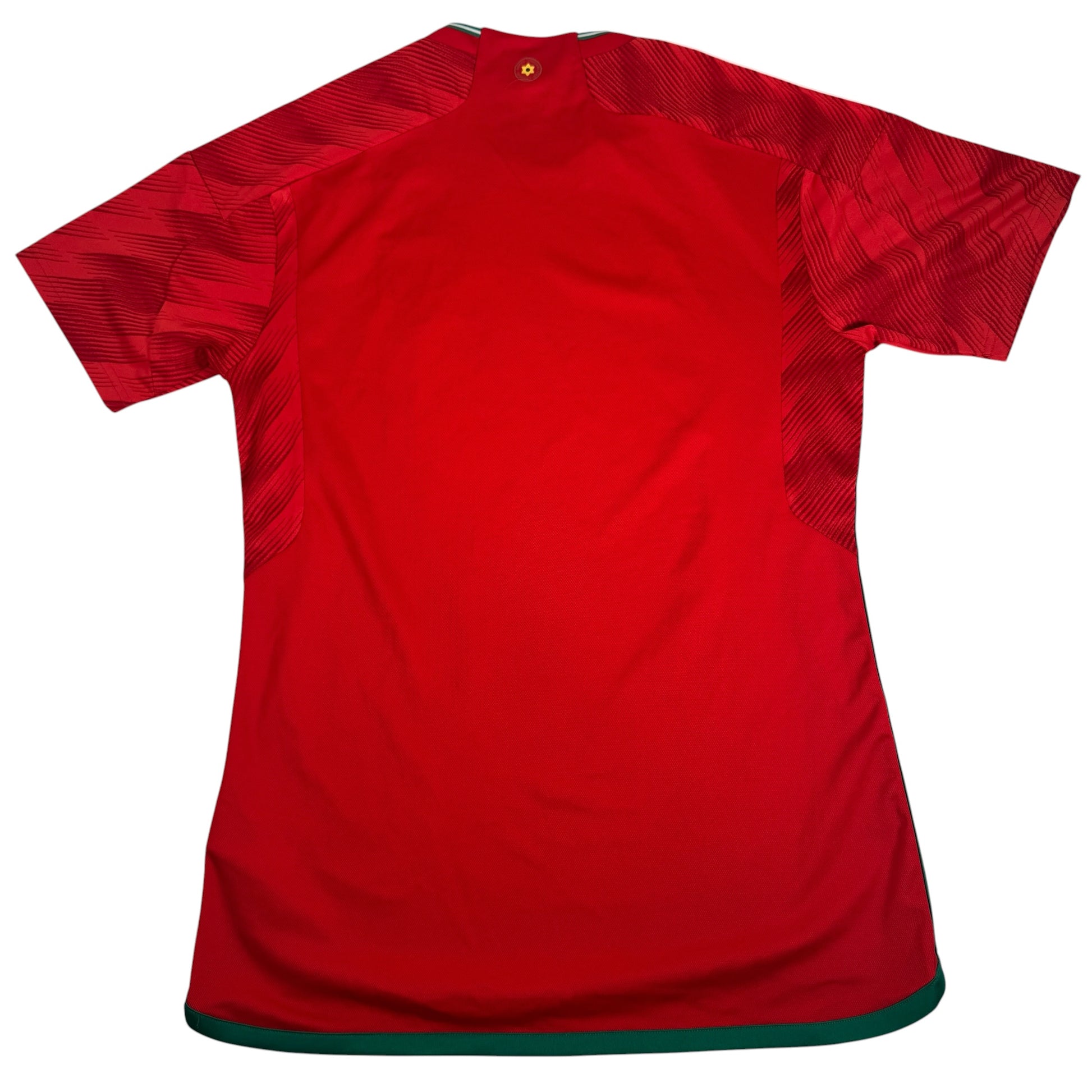 Wales 2022/2023/2024 Home Football Shirt Medium – Football Shirt Kingdom