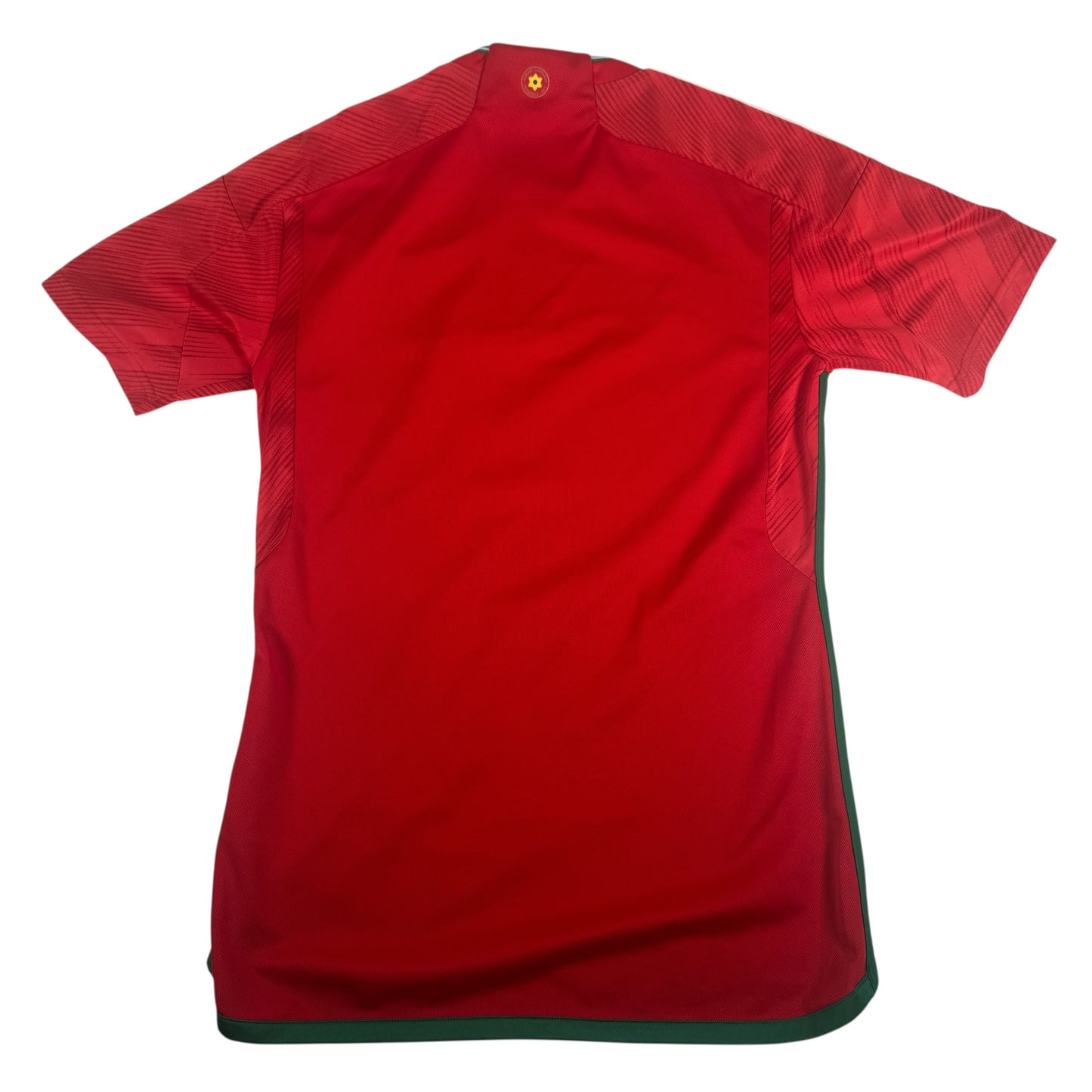 Wales 2022/2023/2024 Home Football Shirt Small – Football Shirt Kingdom