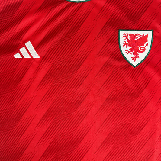 Wales 2022/2023/2024 Home Football Shirt XL – Football Shirt Kingdom