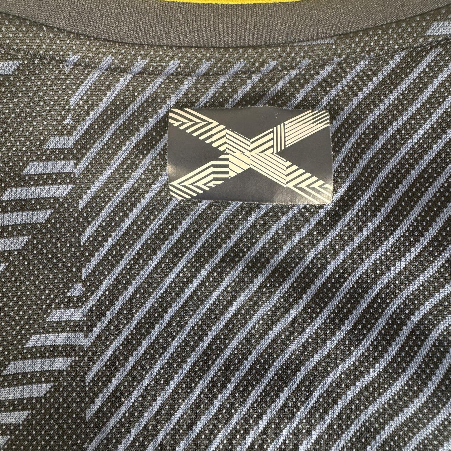 Scotland 2024/2025/2026 Home Football Shirt XL