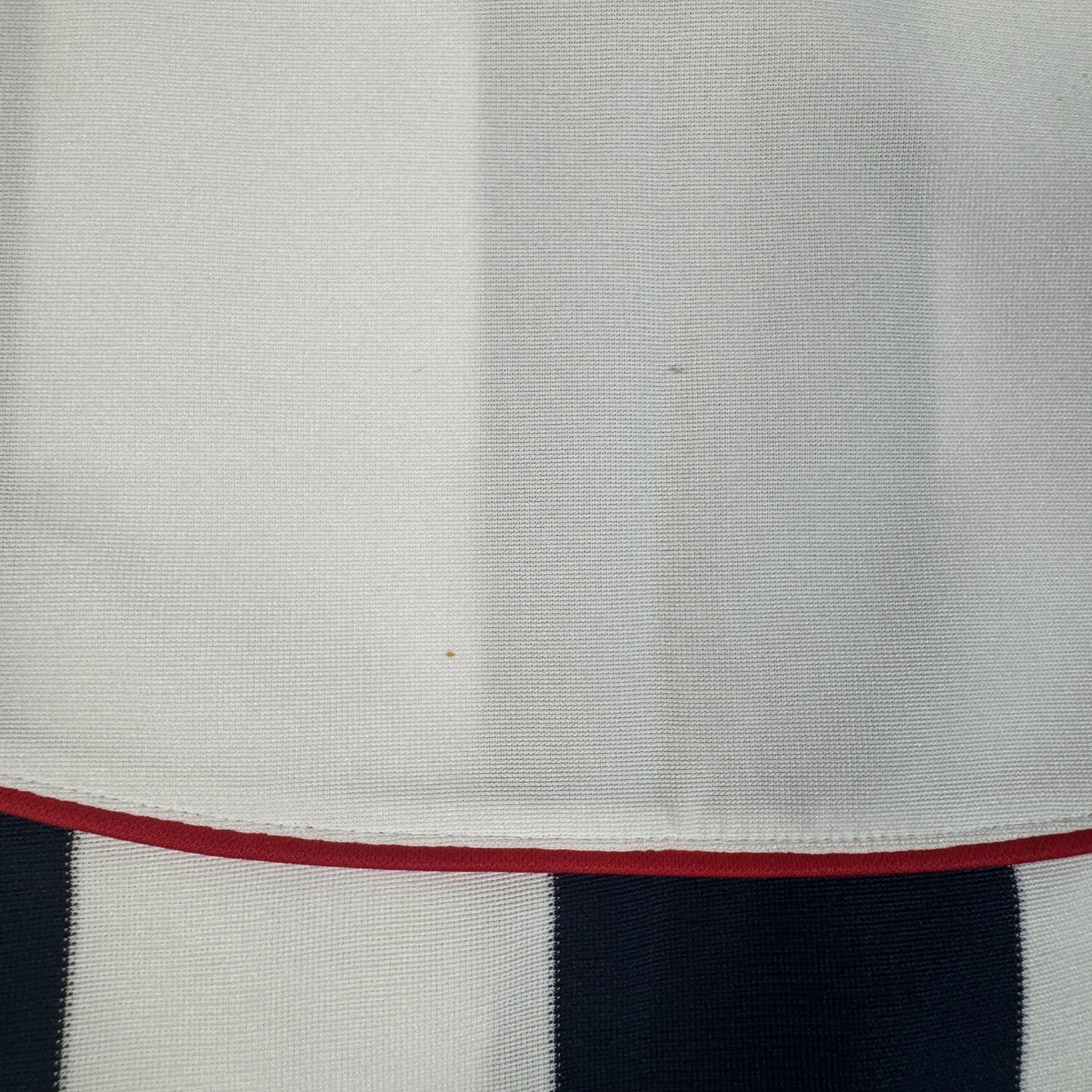 West Bromwich Albion 2004/2005 Home Football Shirt Medium
