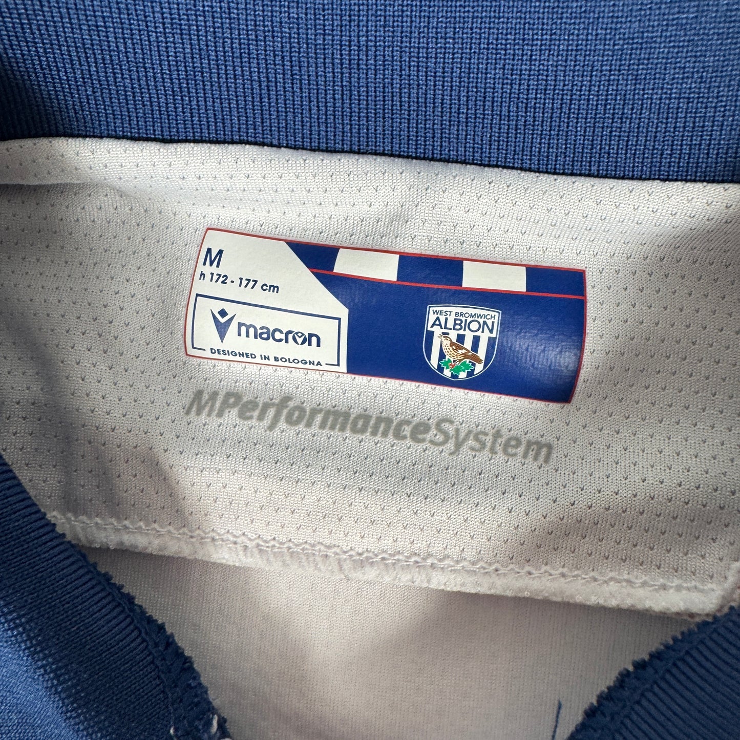 West Bromwich Albion 2024/2025 Home Sponsorless Football Shirt Medium – Football Shirt Kingdom