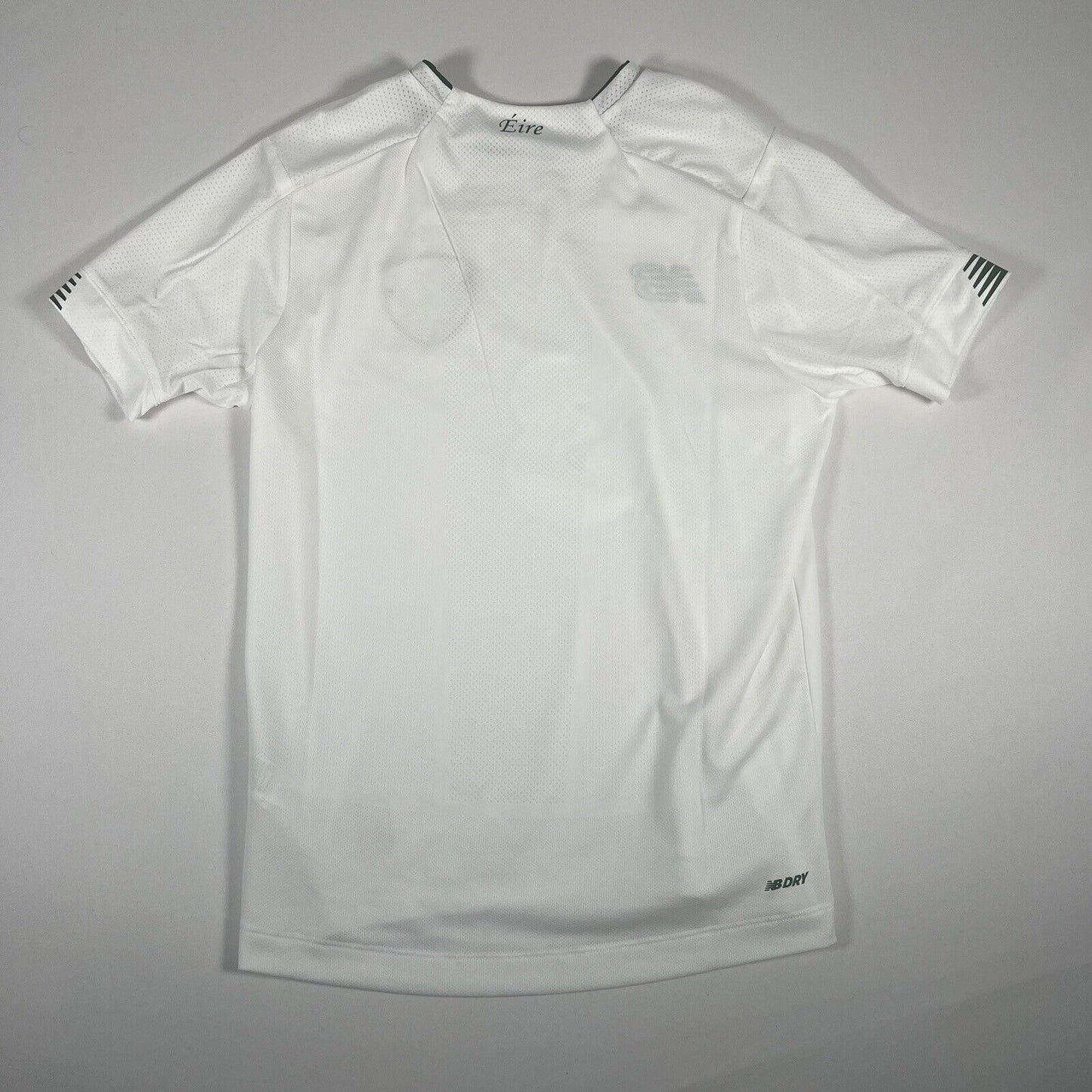 ireland 2020 2021 away football shirt medium boys child s3