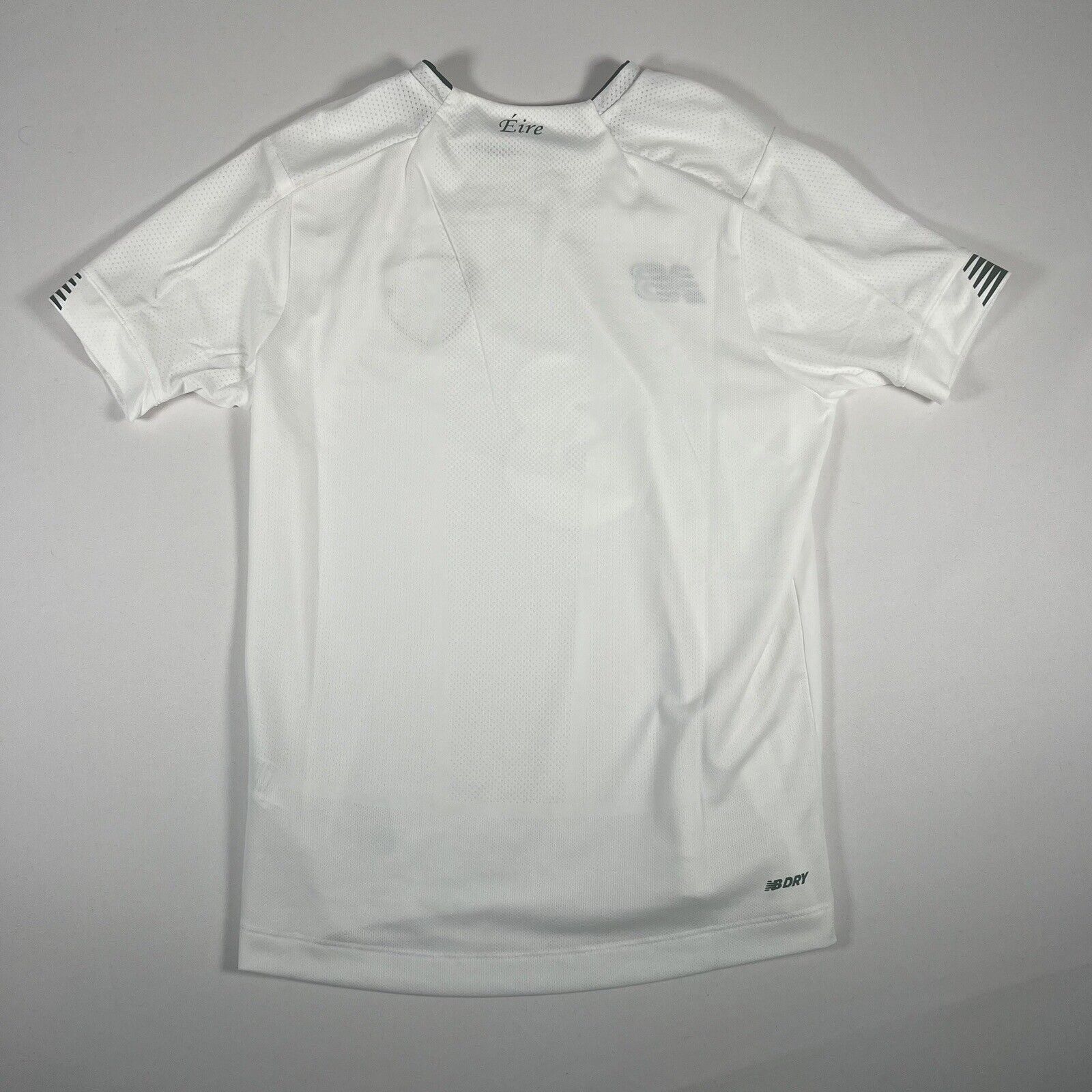 ireland 2020 2021 away football shirt medium boys child s3