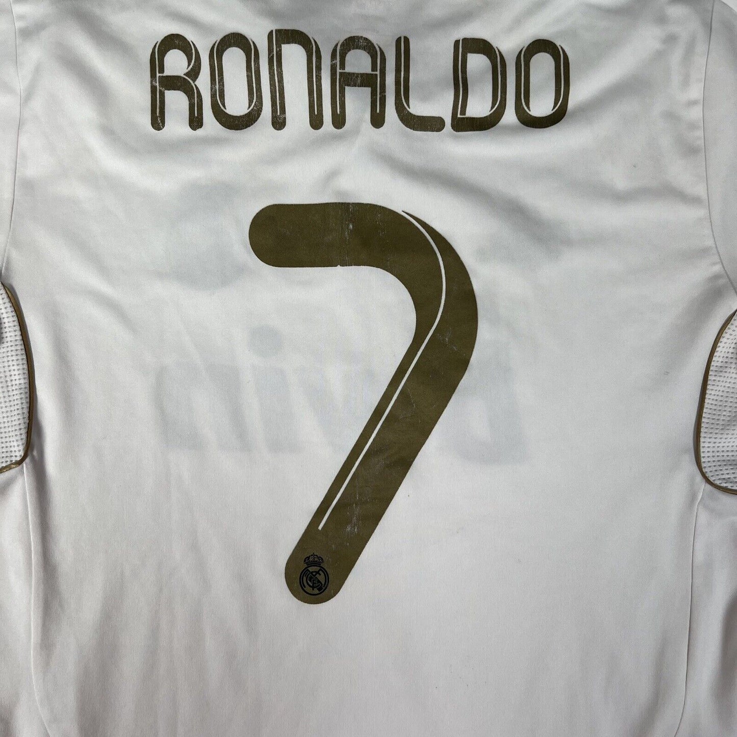 RONALDO 7 Real Madrid 2011/2012 Home Football Shirt  Large - Football Shirt Kingdom