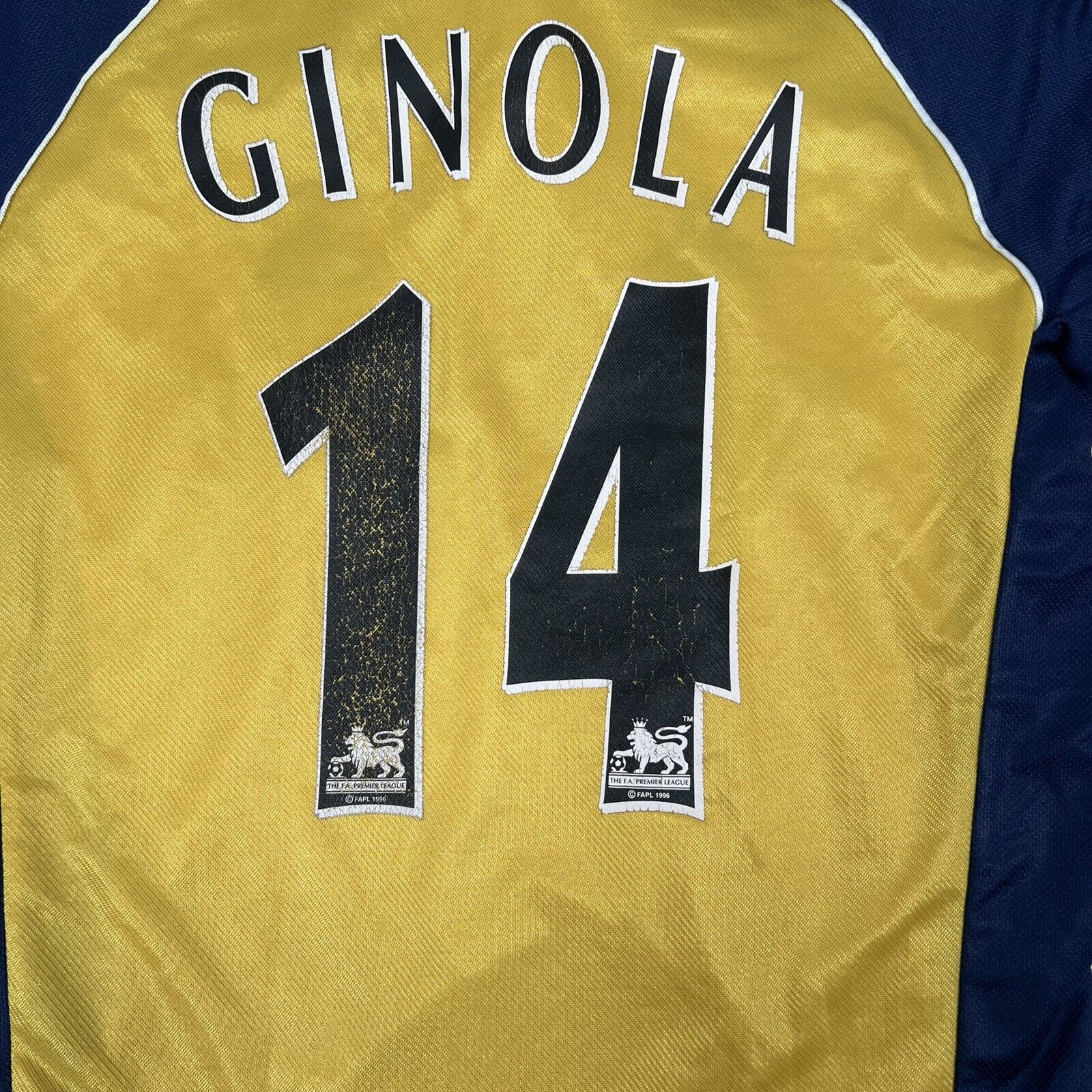 Tottenham GINOLA 14 1999/2000 Away Football Shirt Small - Football Shirt Kingdom
