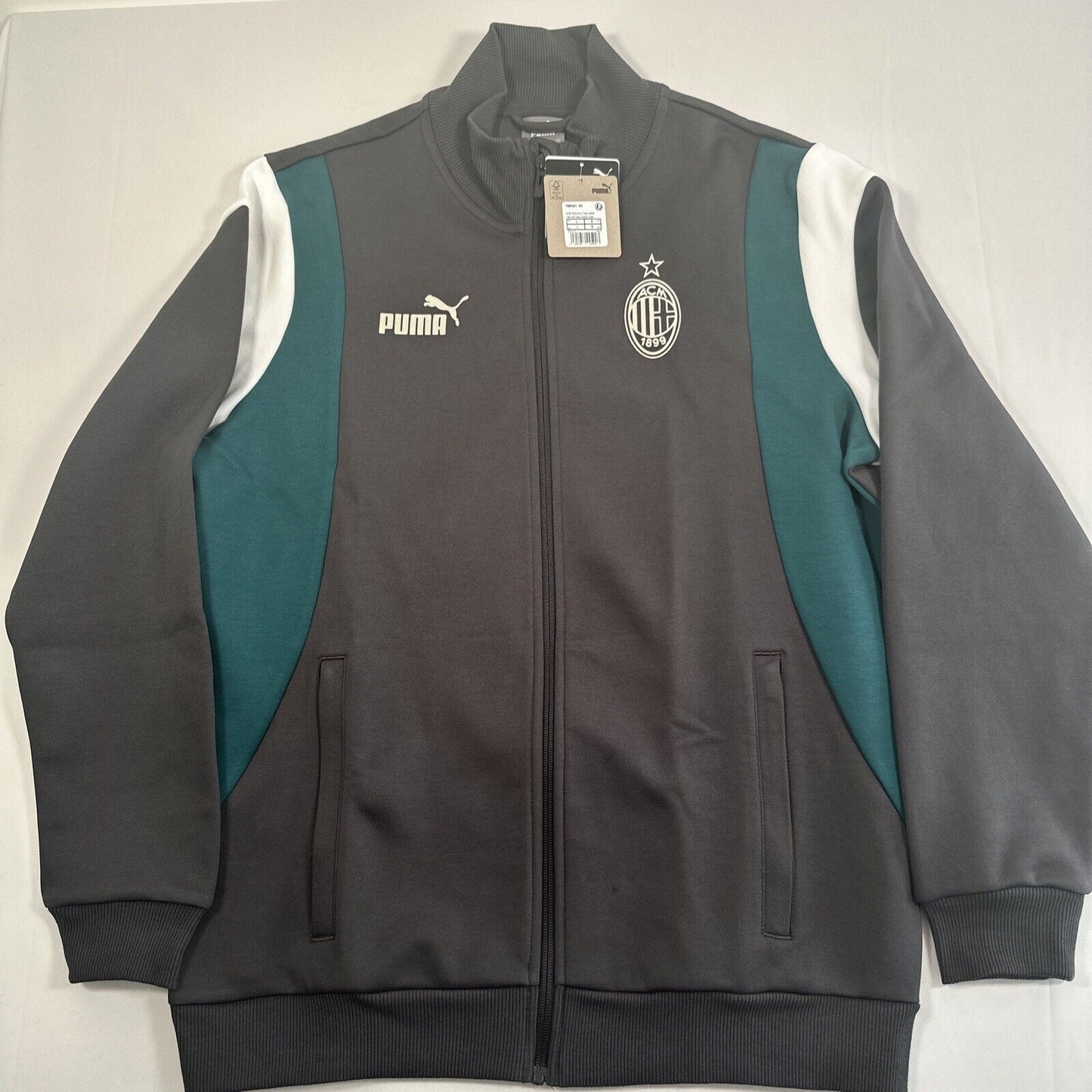 AC Milan 2022/2023 Puma Track Jacket Large BNWT