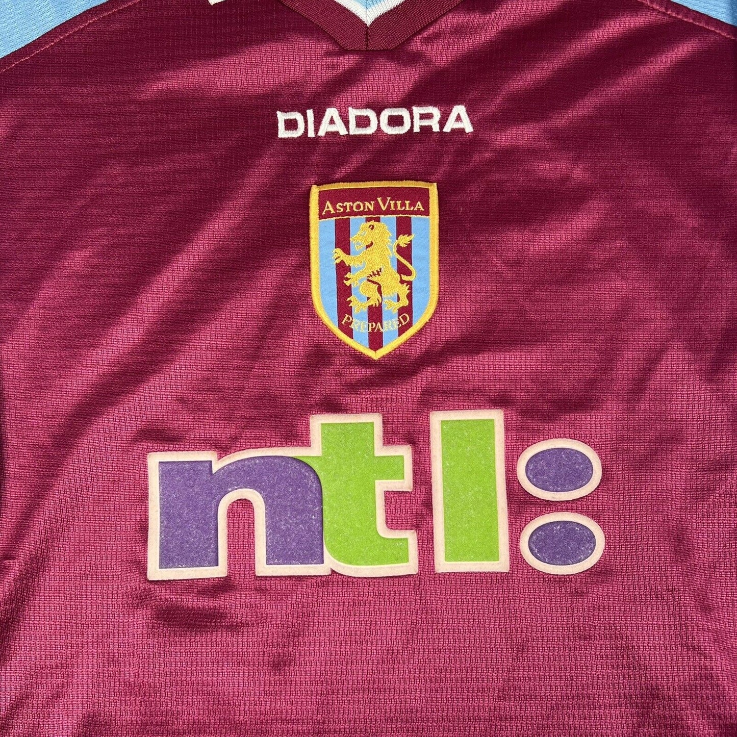 Aston Villa 2000/2001 Home Football Shirt  Men’s Large - Football Shirt Kingdom