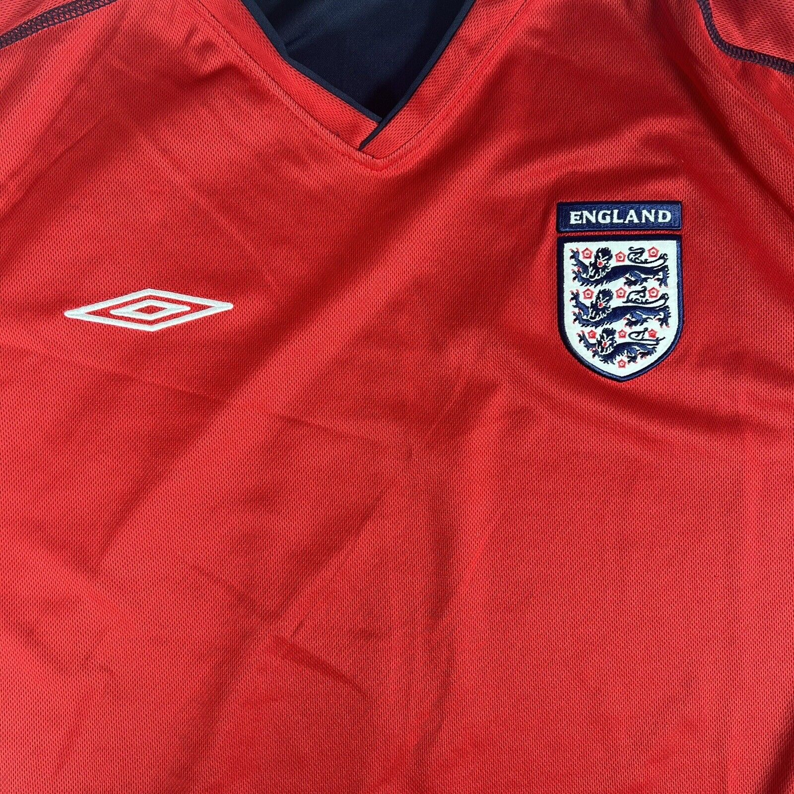 England 2002/2003 Away Football Shirt Long Sleeve Reversible XL - Football Shirt Kingdom