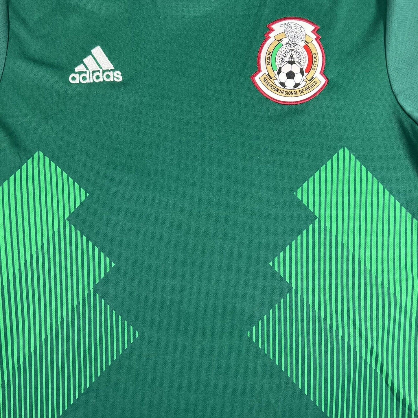 Mexico JIMENEZ 9 2018/2019 World Cup Home Football Shirt Medium