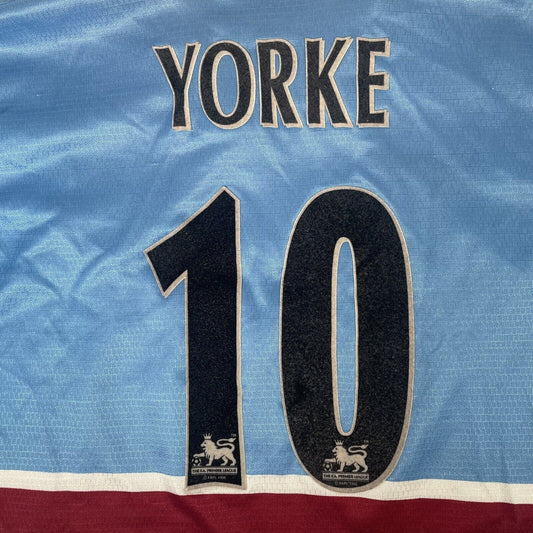 Aston Villa YORKE 10 1997/1998 Away Football Shirt Small - Football Shirt Kingdom