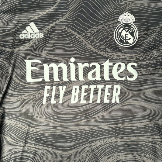 Real Madrid 2021/2022 Goalkeeper Football Shirt Men’s Large