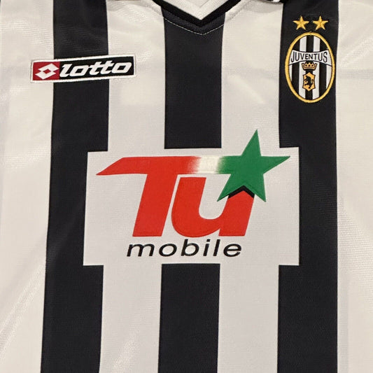 Juventus 2001/2002 European Home Football Shirt  XL - Football Shirt Kingdom