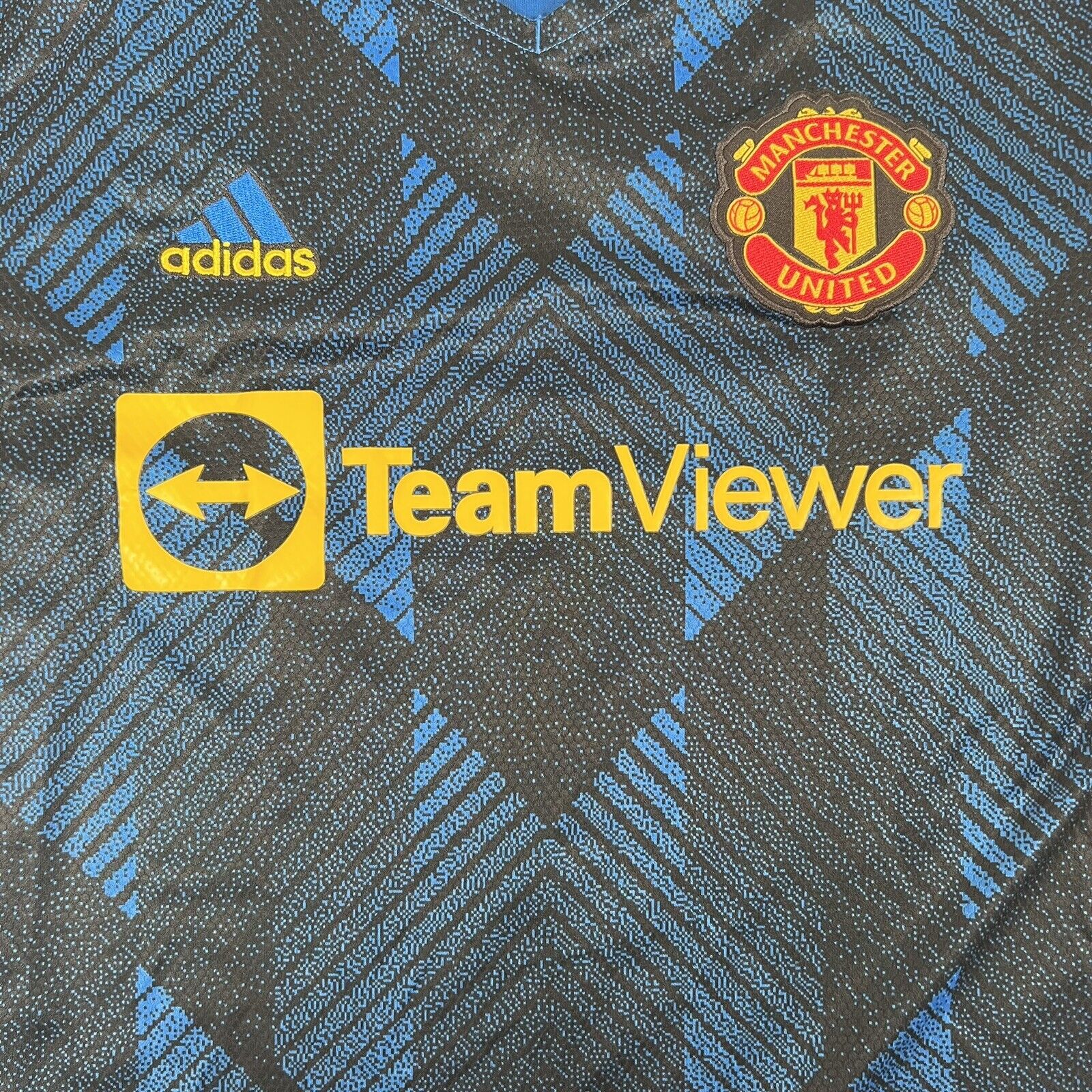 Manchester United 2021/2022 Third Football Shirt Large - Football Shirt Kingdom