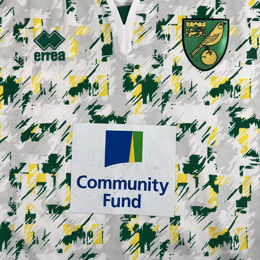Norwich City 2016/2017 Third Football Shirt Large - Football Shirt Kingdom