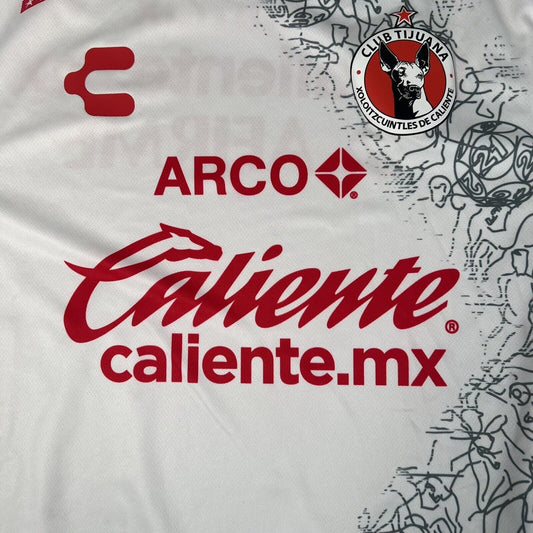 Club Tijuana 2020/2021 Away Football Shirt  Men’s Large - Football Shirt Kingdom