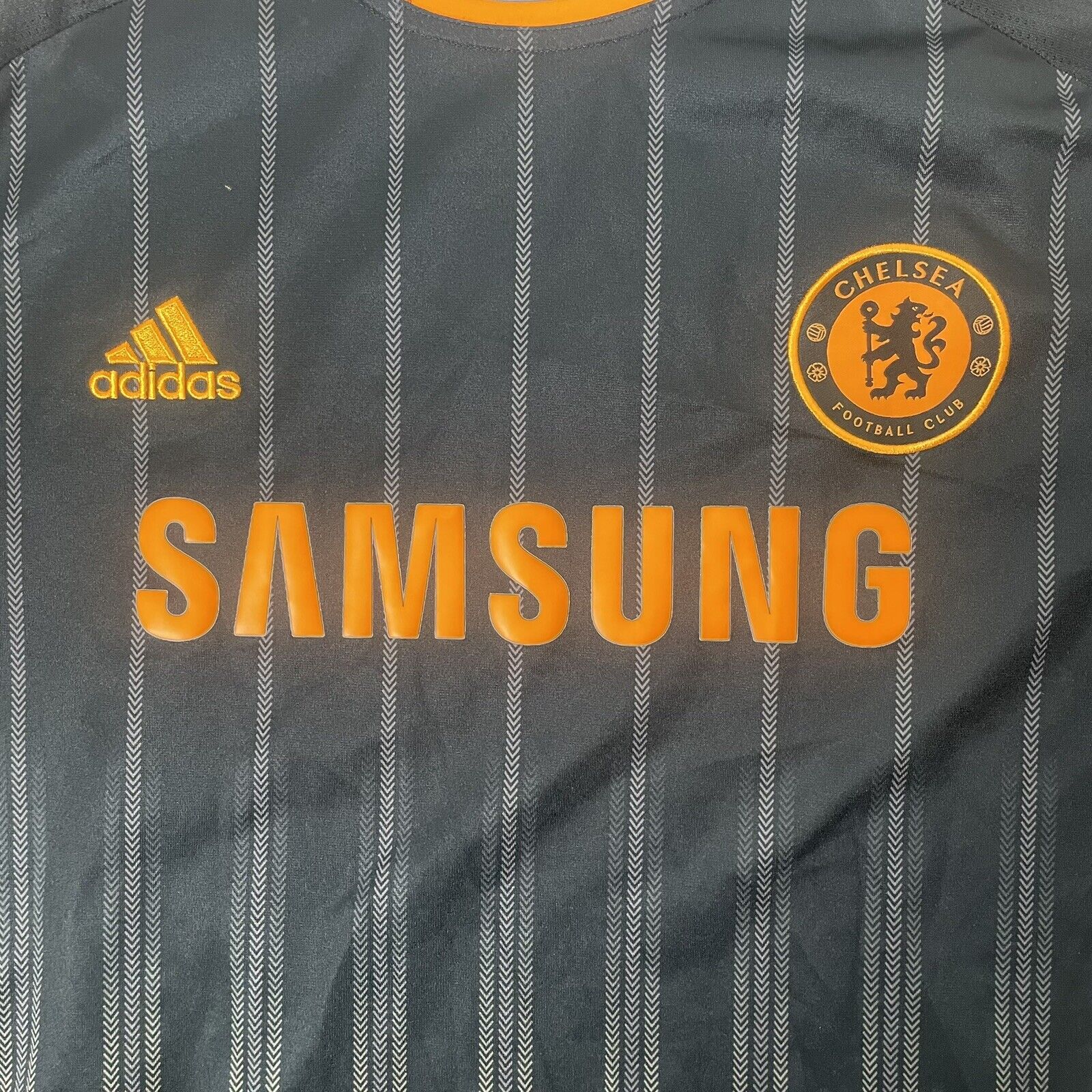 essien chelsea 2010 2011 away football shirt long sleeve xl2
