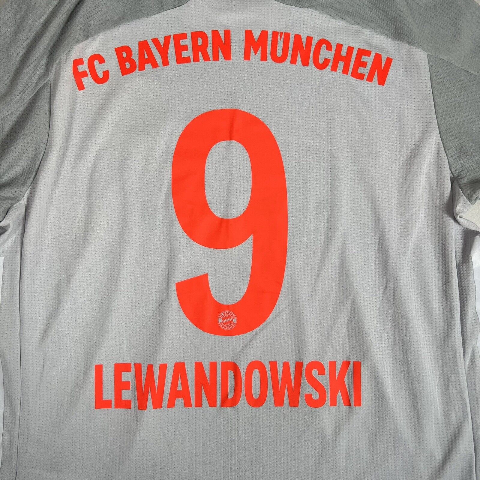 Bayern Munich LEWANDOWSKI 9 2020/2021 Away Football Shirt Player Spec Large - Football Shirt Kingdom