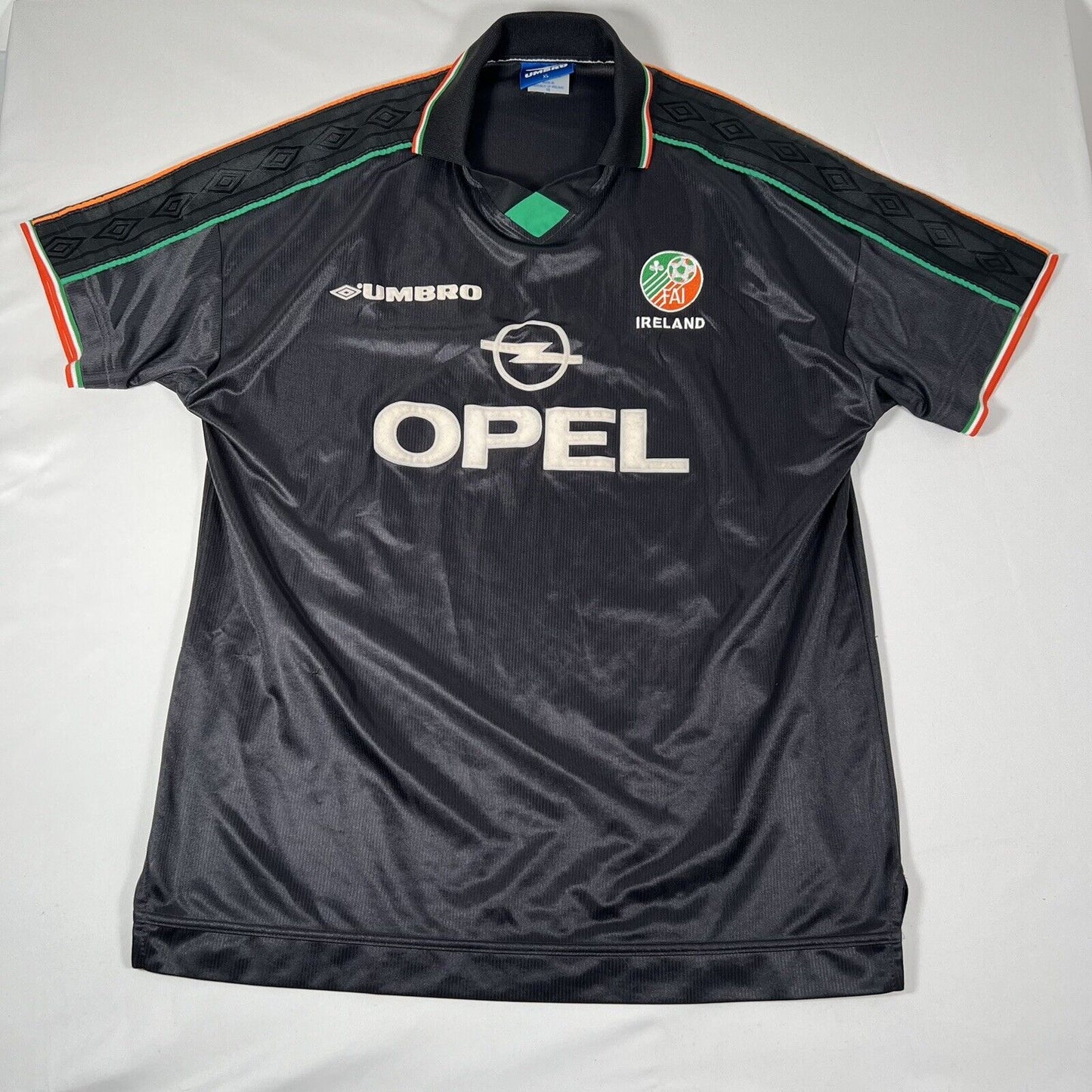 Republic Of Ireland 1998/1999 Away Football Shirt Men’s XL