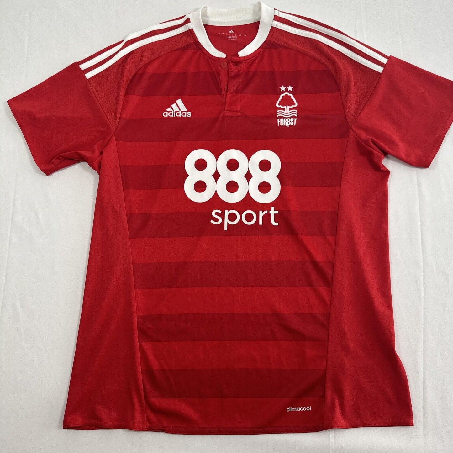 Nottingham Forest 2016/2017 Home Football Shirt  Men’s Large