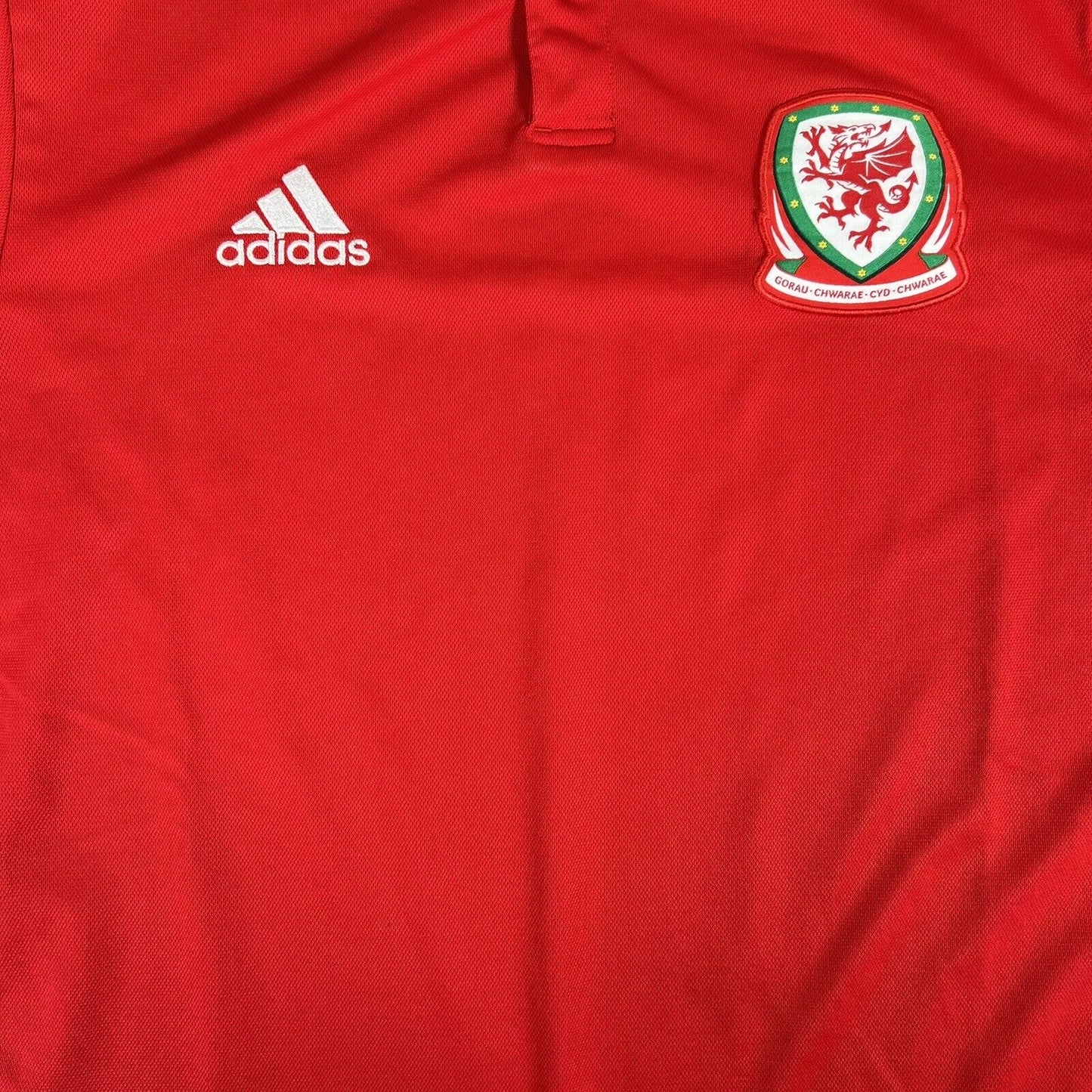 Wales 2018/2019/2020 Home Football Shirt  Men’s Medium